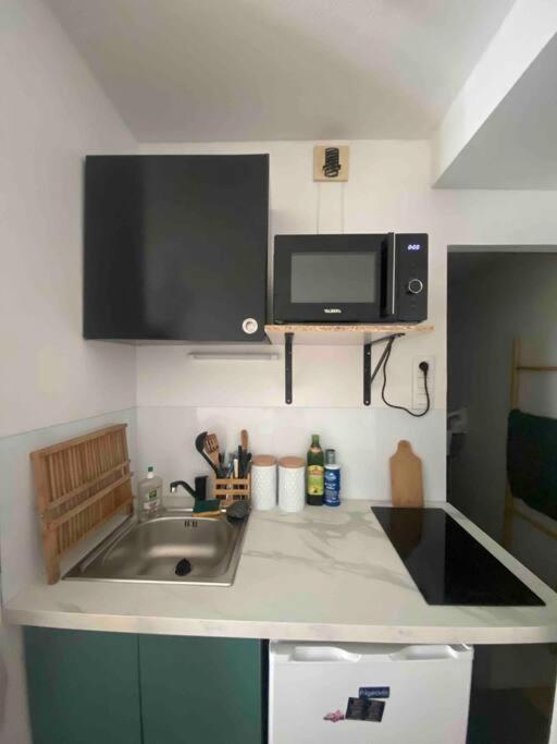Appartement En Face De La Gare - Centre Ville Puvatya Dış mekan fotoğraf
